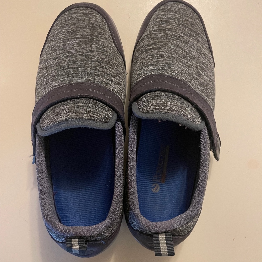 Ortho feet gray women’s size 9 1/2 W slip on sneakers